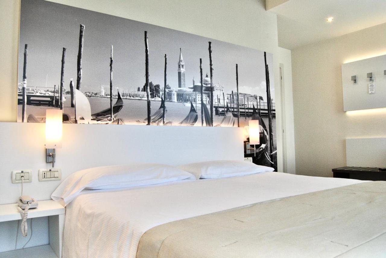 Palace Regina Hotel