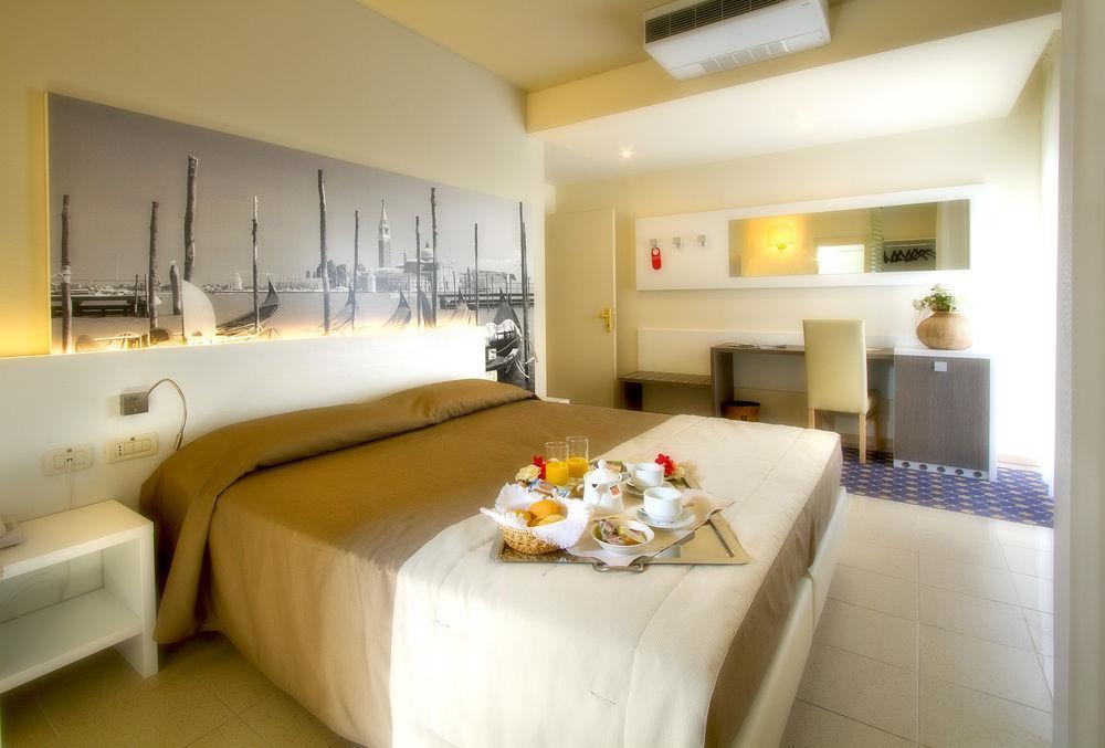 Palace Regina Hotel